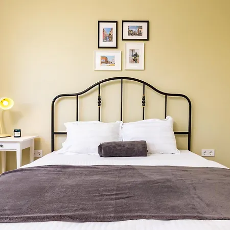 Serene Living In The Heart Of Daire Filibe